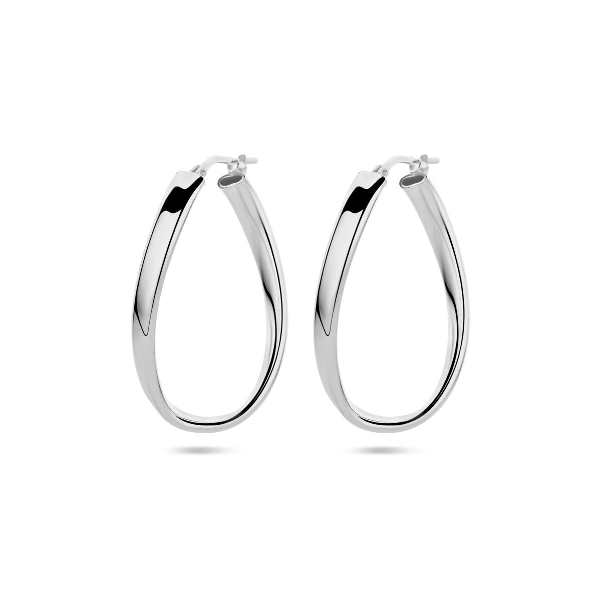 Aros de plata rodiada retorcidos de 34 mm.