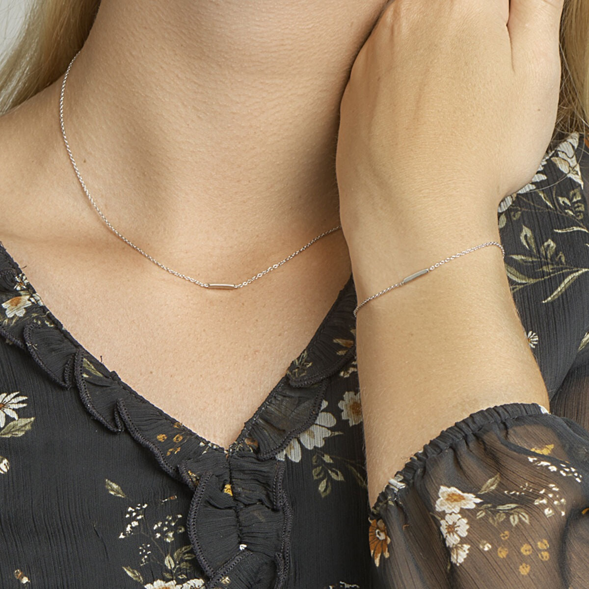 Collar de plata con barra – plata 925 rodiada