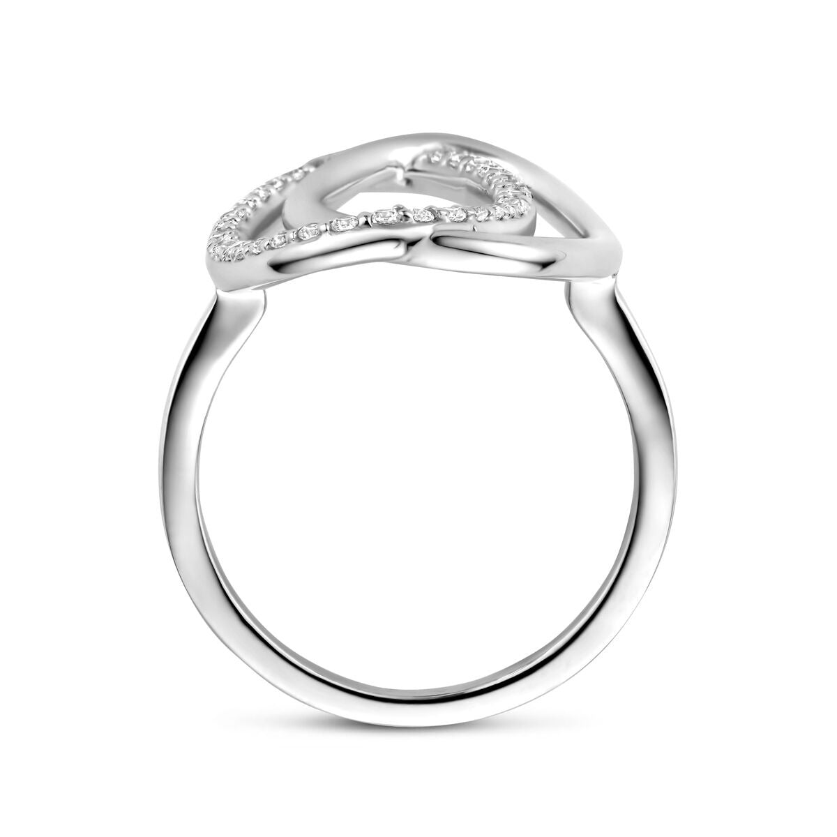 Anillo de plata con circonitas en engaste de entorno
