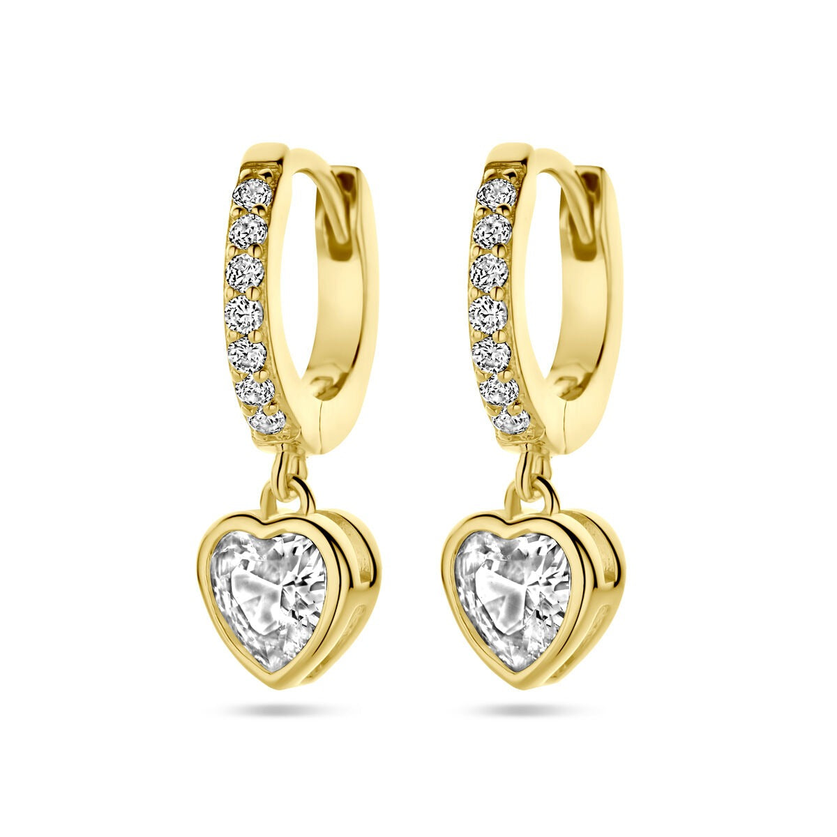 Aros chapados en oro con zirconia en forma de corazón y entorno
