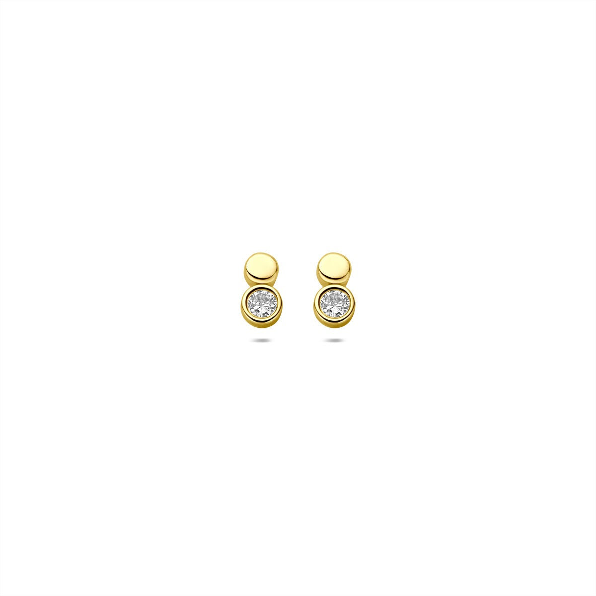 Pendientes de primera puesta en color dorado con circonitas brillantes.