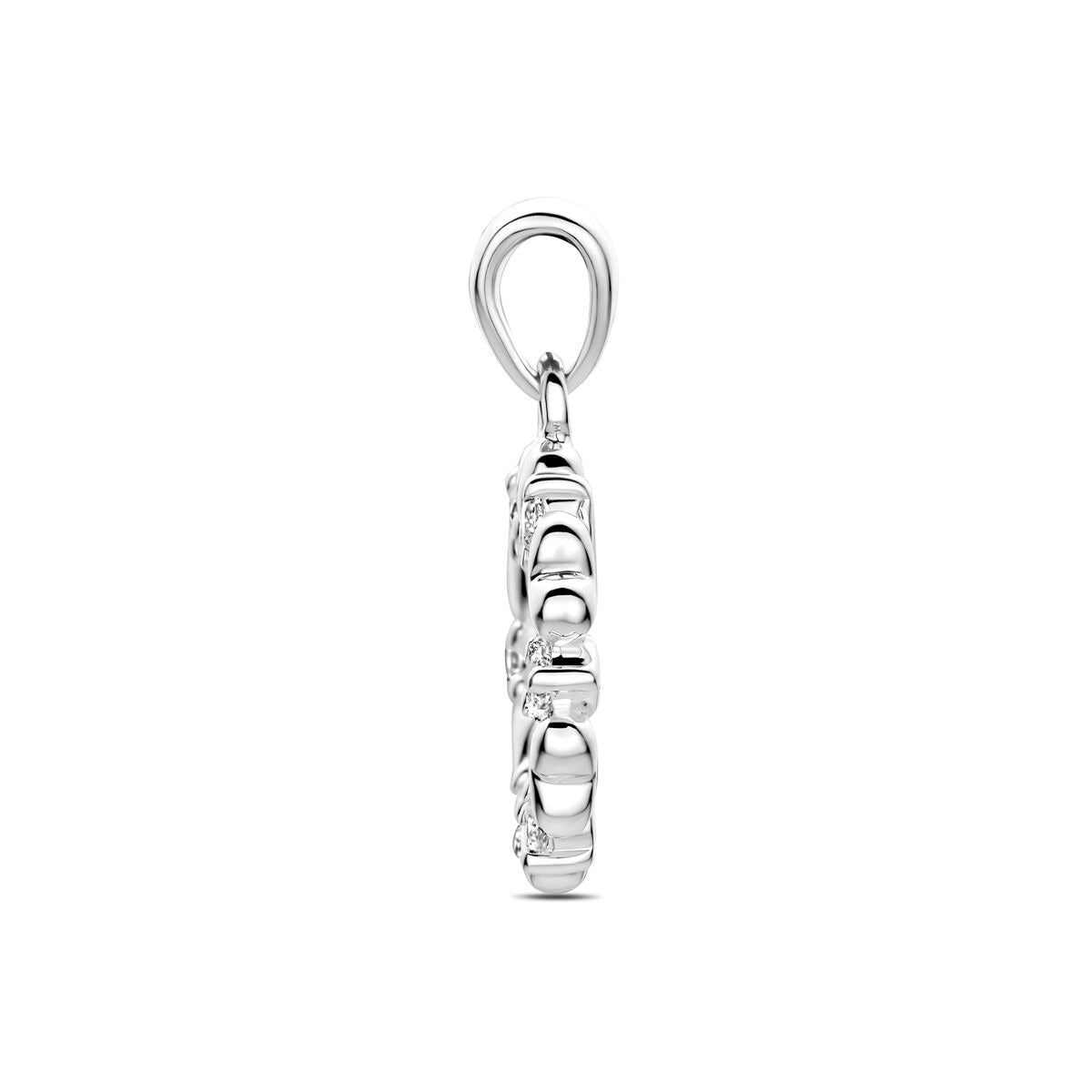Colgante de plata chapado en rodio con corazones y circonitas