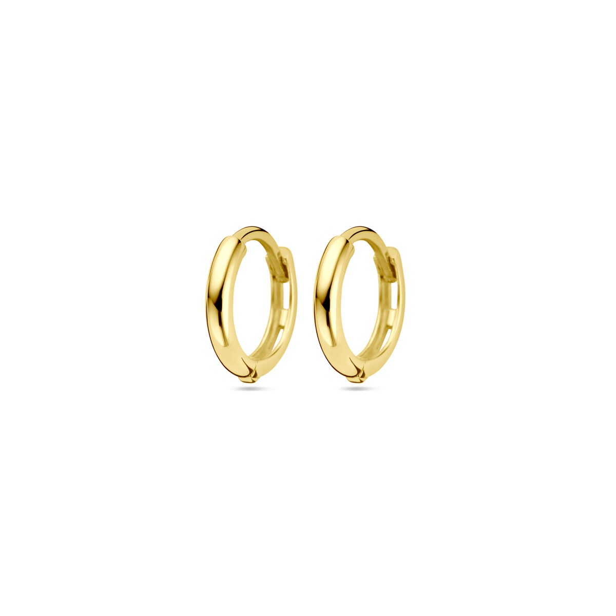 Pendientes de aro color dorado de 9k con un diseño liso y cierre de clip.