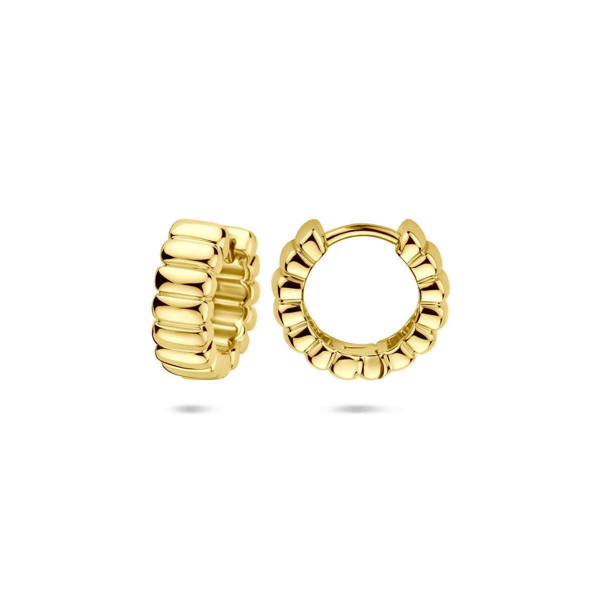 Aros de plata chapados en oro