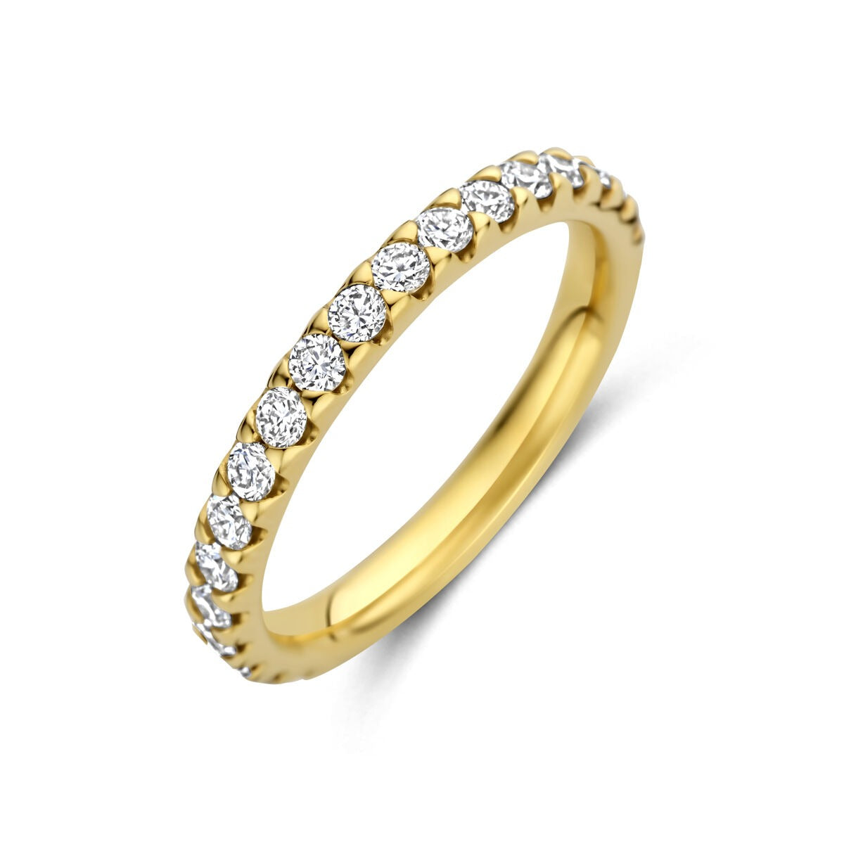 Anillo de oro amarillo de 14k con diamantes lab-grown en un diseño delicado.