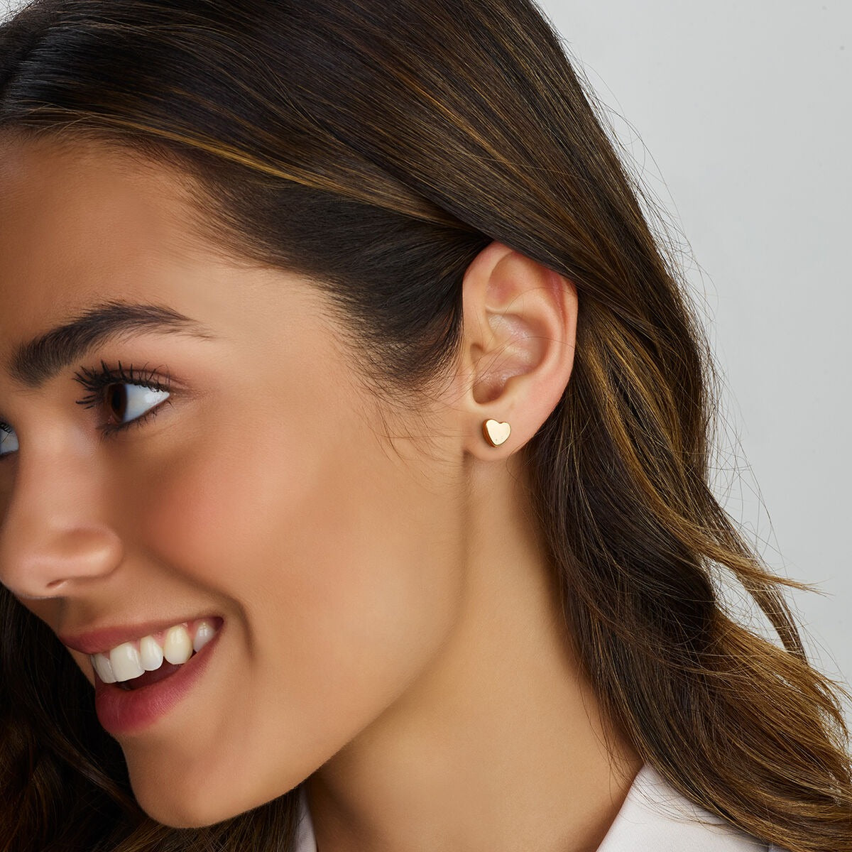 Pendientes de botón en oro amarillo de 9k con corazón abierto - de mujer
