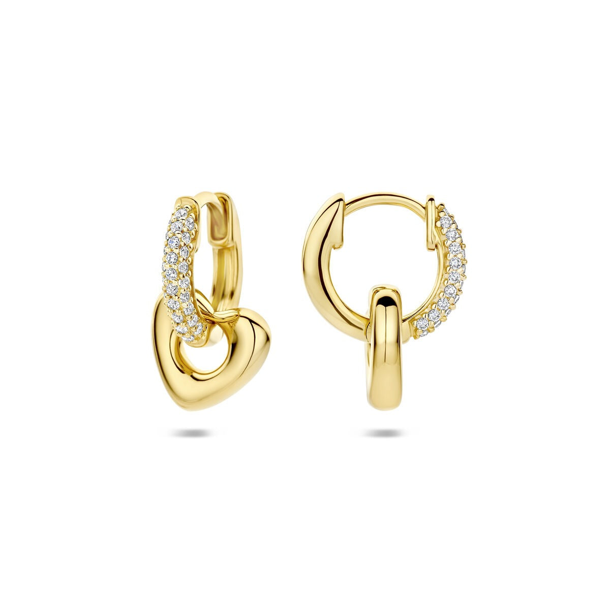 Aros chapados en oro con corazón y circonitas