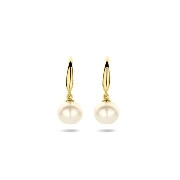 Pendientes de oro amarillo de 9k con perlas de agua dulce.