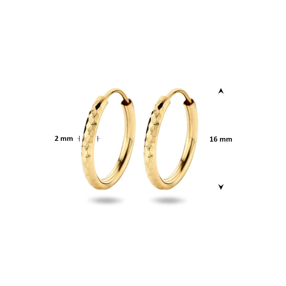 Aros de oro amarillo con tubo diamantado – 14k
