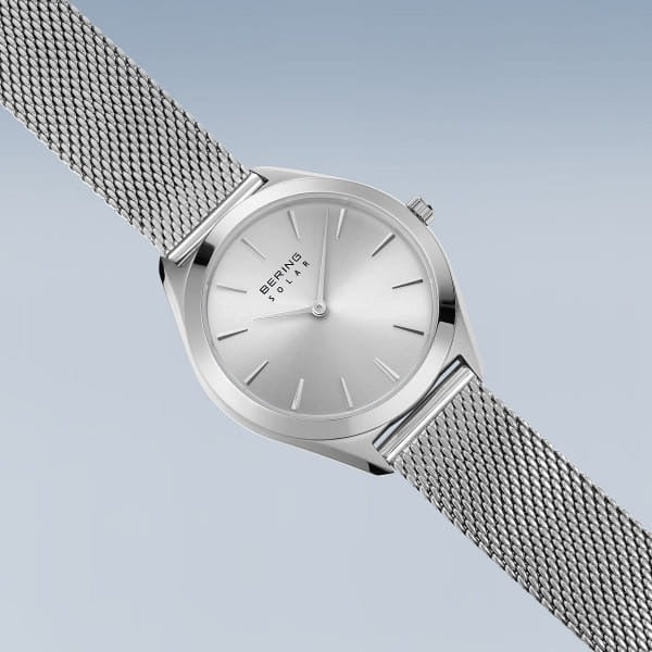 Reloj de mujer Bering solar esfera plateada - 17331-000