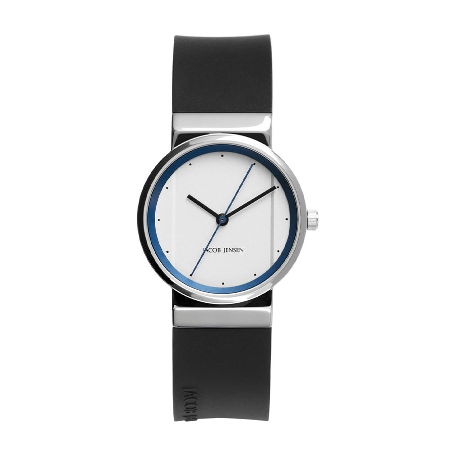 Reloj con caja plateada, esfera blanca y correa de silicona negra, con detalles en azul.