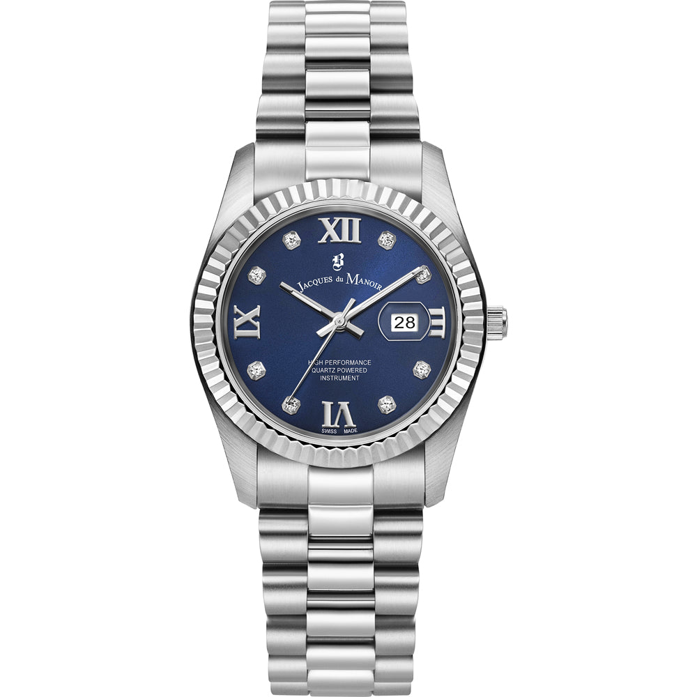 Reloj con esfera azul, números romanos plateados, caja de acero inoxidable y pulsera de eslabones.