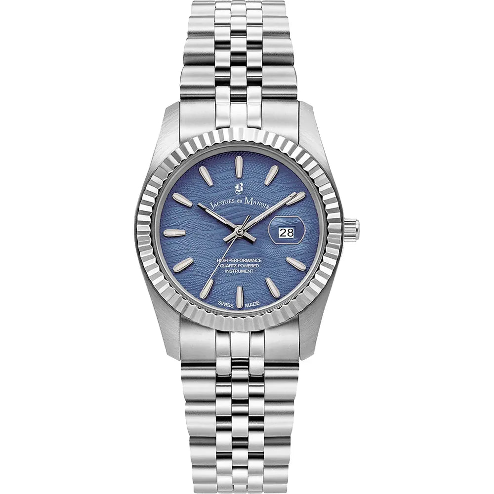 Reloj de acero inoxidable con esfera azul y bisel estriado, correa de eslabones.