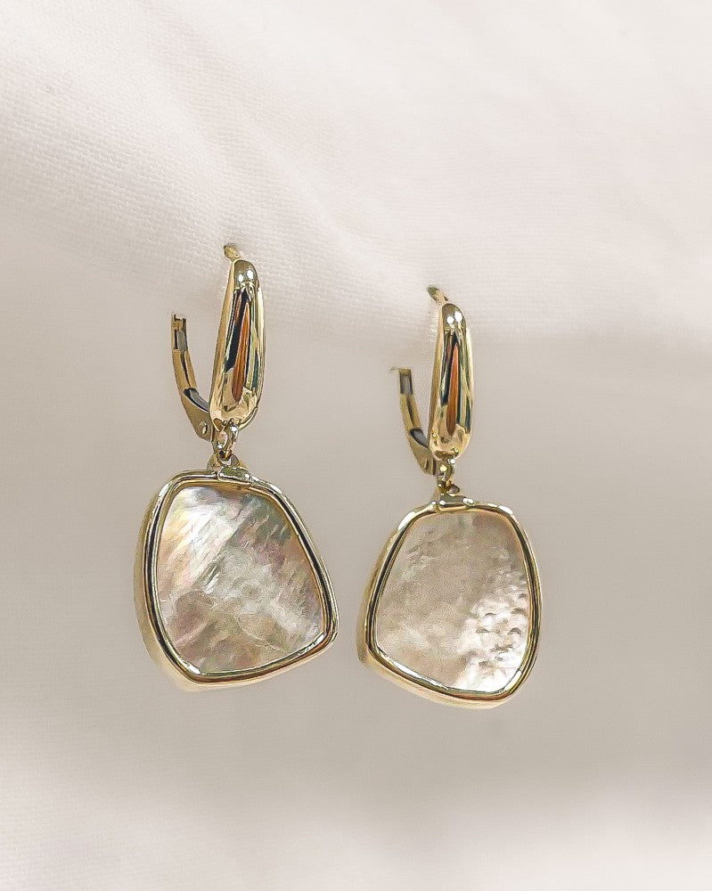 Pendientes de oro amarillo especiales con charms orgánicos y nácar - lujo de 14 quilates para de mujer