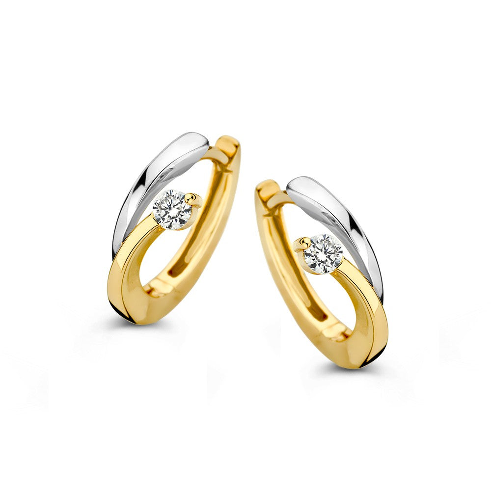 Pendientes bicolor de oro blanco y amarillo con circonita, diseño sutil y elegante.