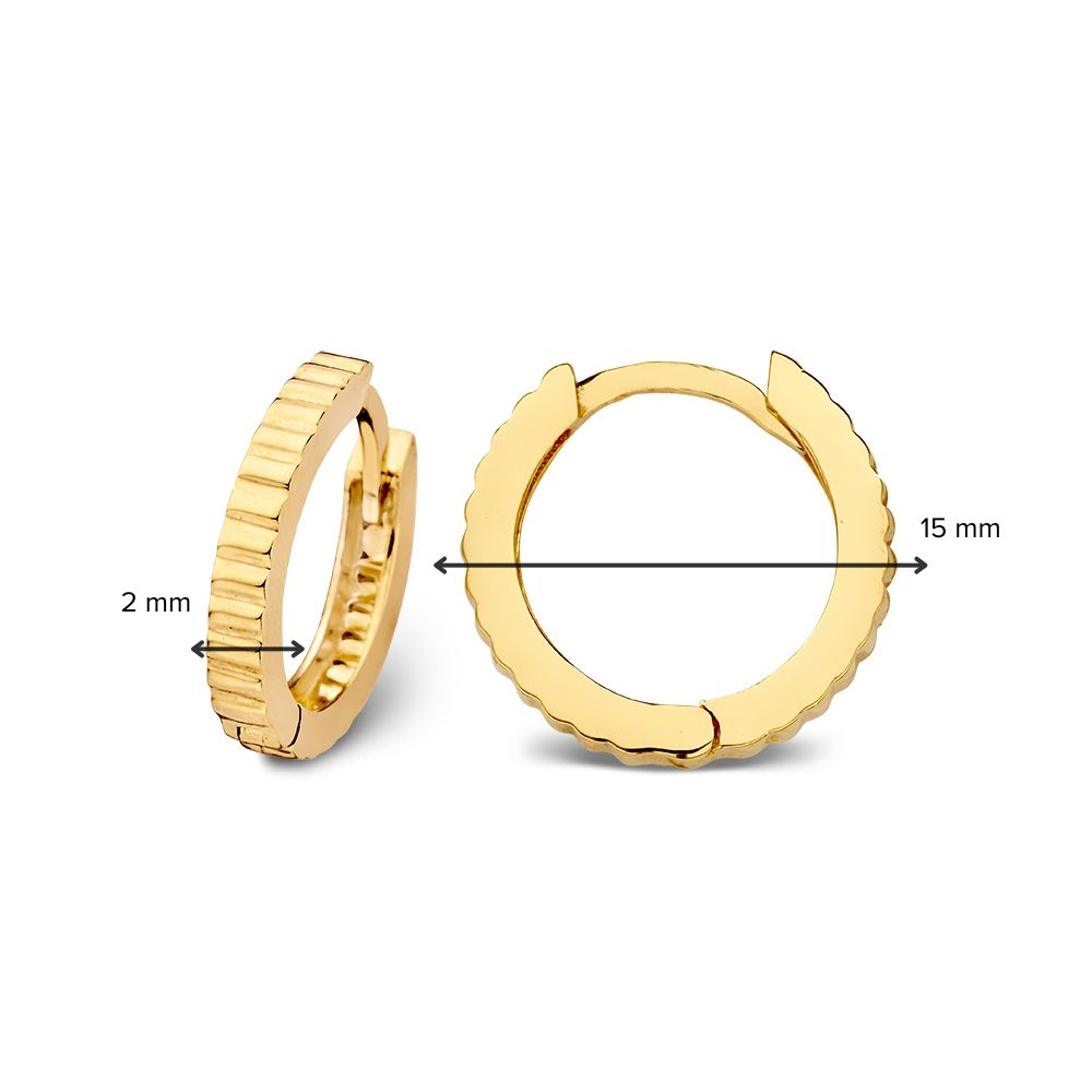 Aros de oro amarillo con diseño estriado | 14 quilates de oro – Van der Kooij