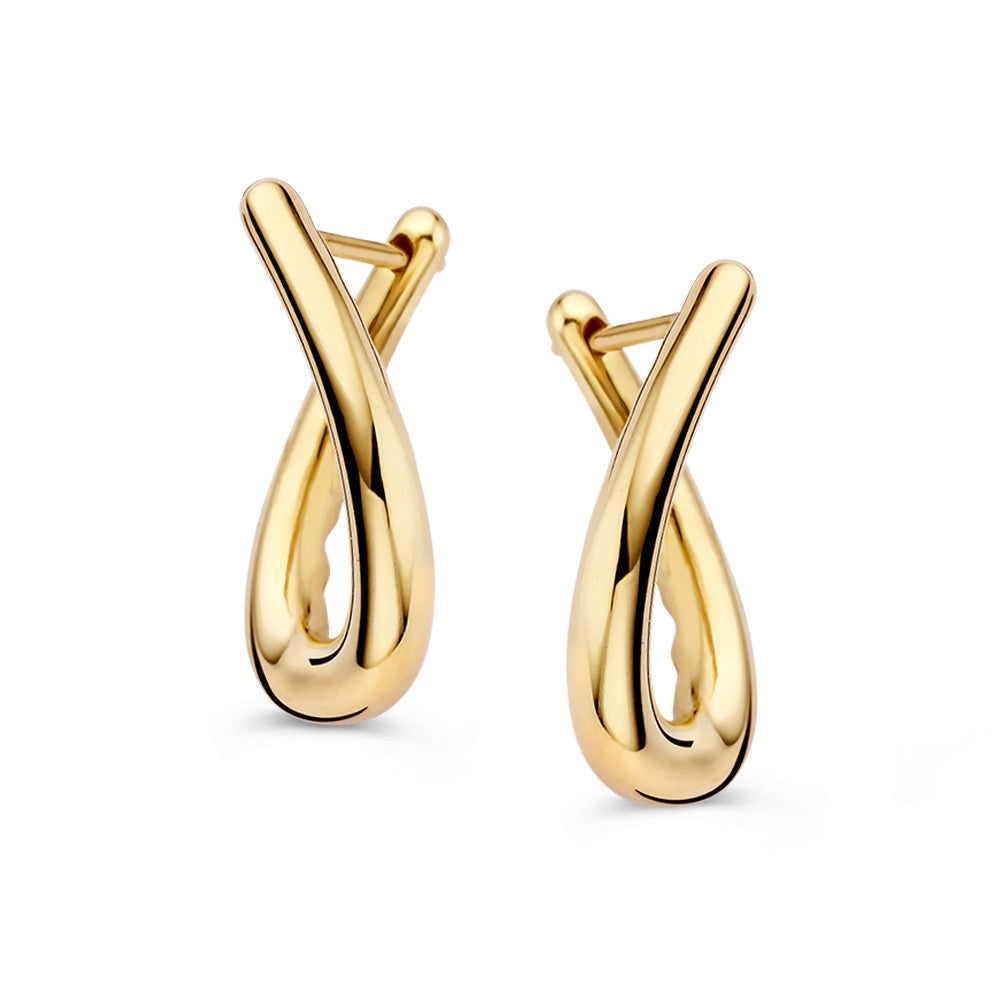 Pendientes de aro de oro amarillo con diseño retorcido, brillantes y en movimiento.