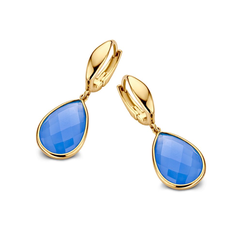 Pendientes de aro de oro amarillo con chalcedonia azul en forma de gota.