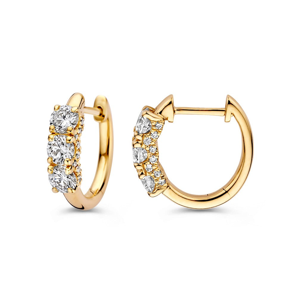 Espléndidos Aros de Oro Amarillo con Diamantes en Engaste Chatón 1,18 crt.