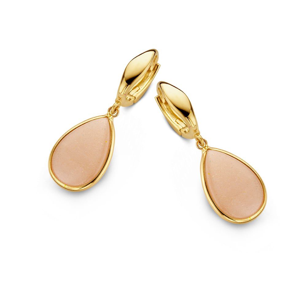 Pendientes de aro en oro amarillo con colgantes de piedra lunar rosa en forma de gota.