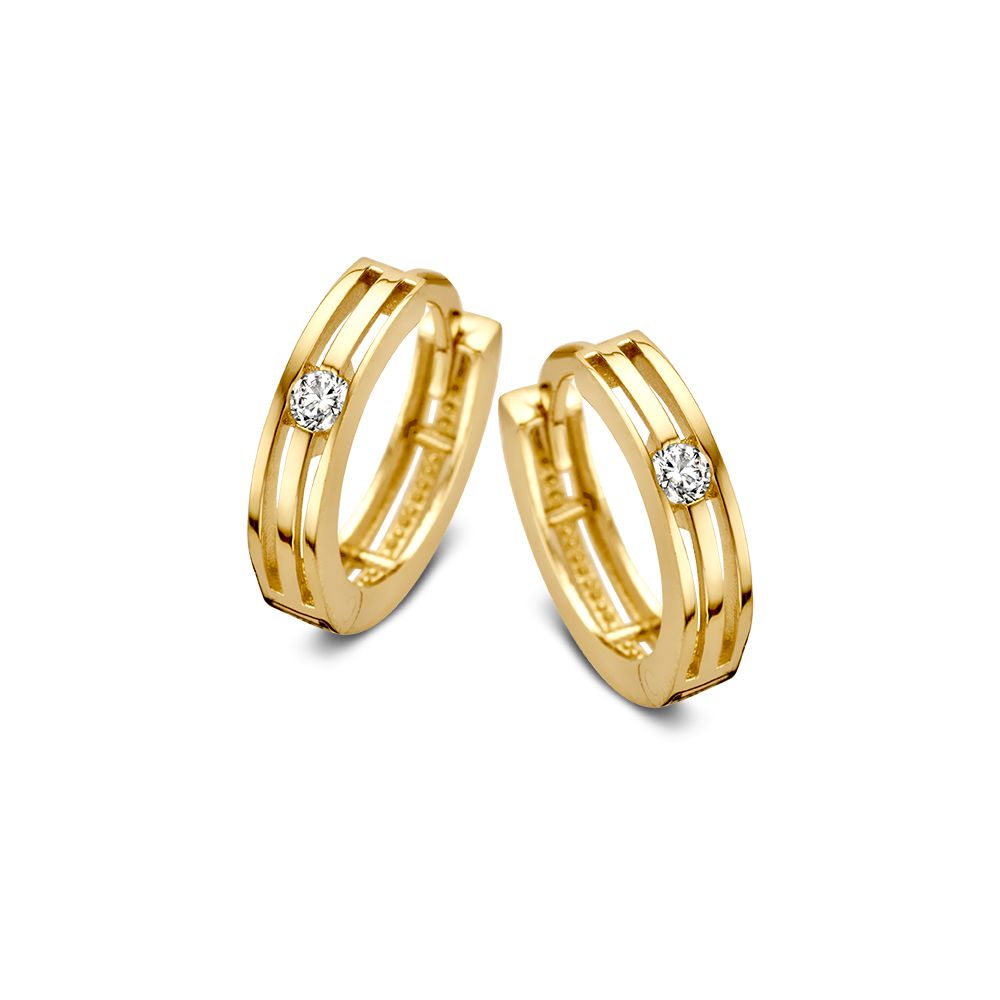 Aros de oro amarillo elegantes con circonitas, diseño atemporal y detalles lineales.
