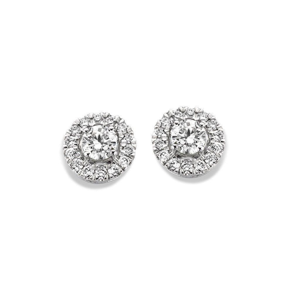 Pendientes de oro blanco con diamantes, en forma circular, con un diseño de halo brillante.
