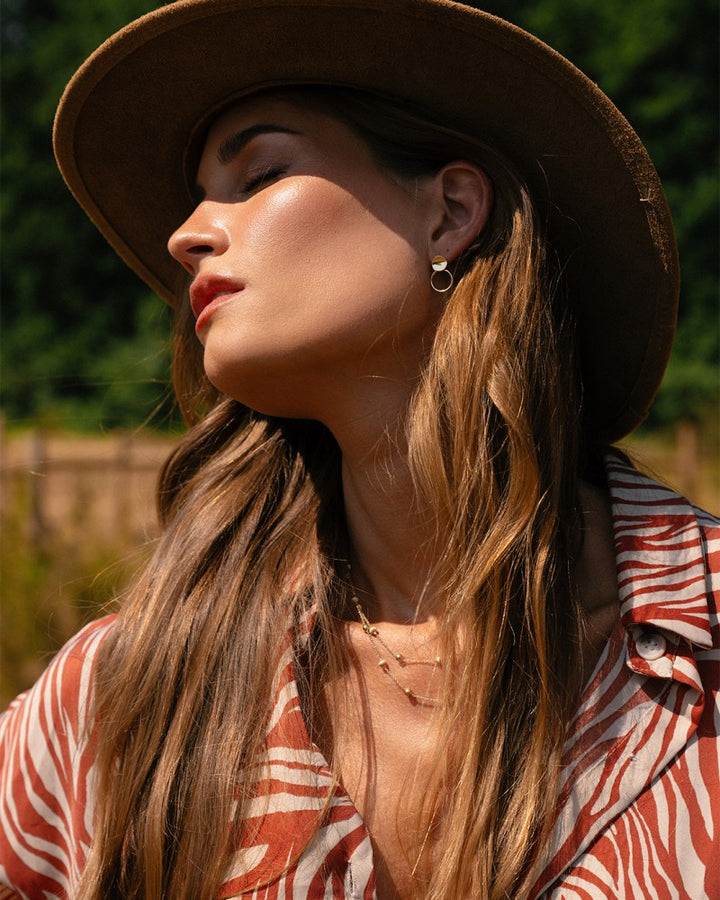 14K Geelgouden Oorstekers 18mm x 12mm – Eenvoudig en Verfijnd Design