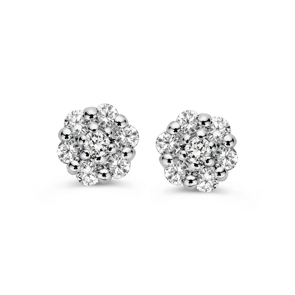 Pendientes de diamantes en engaste de entorno de oro blanco de 14 quilates, 0.16 ct brillantes.