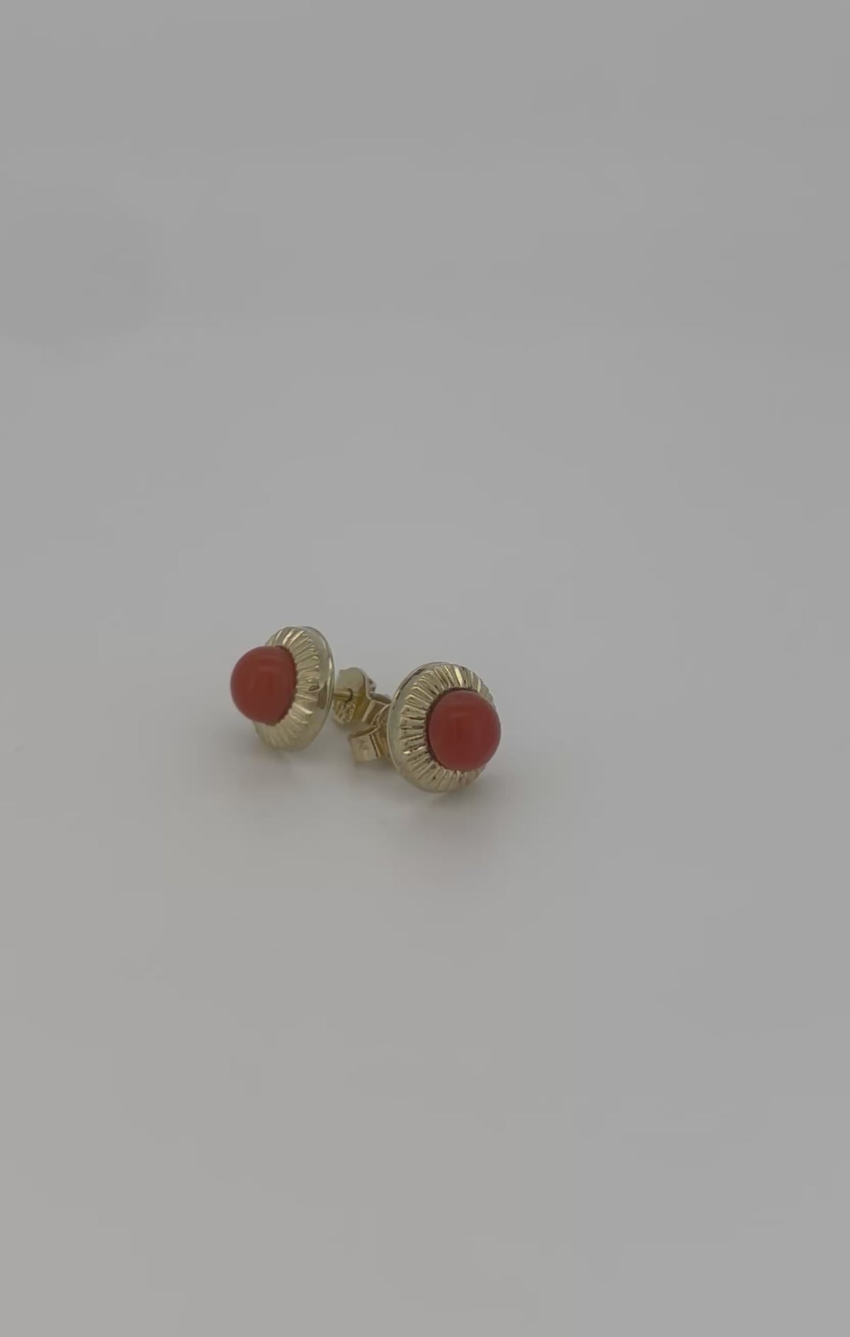pendientes vintage de oro 14k coral rojo 1.2gr