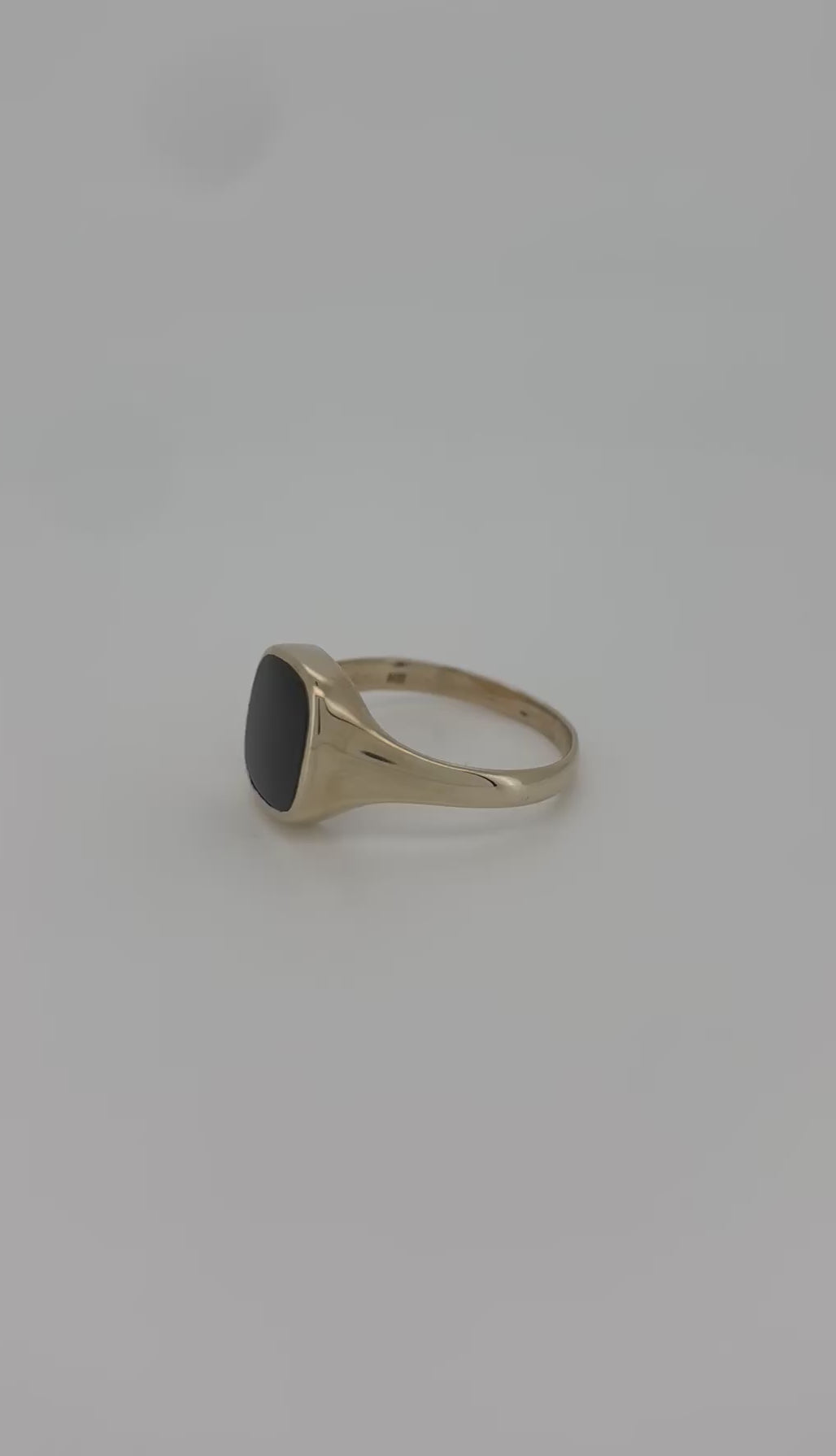 anillo vintage de oro 14k ónice cuadrado 6.9gr