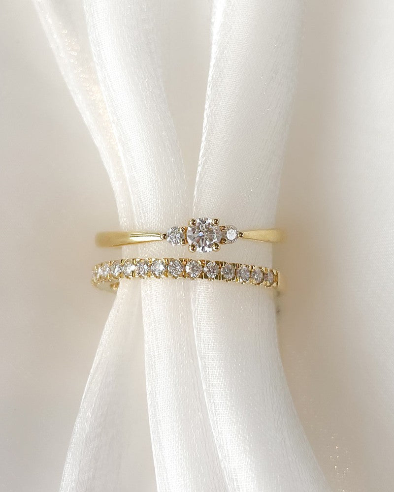 Anillo Alix 0,20 crt. oro amarillo