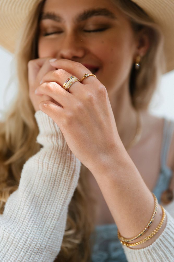 Anillo de mujer bicolor de oro de 14 quilates con diamante tallado en brillante