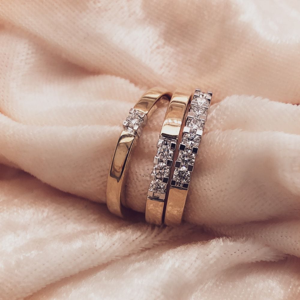 Anillo de mujer bicolor en oro blanco y oro amarillo con diamante brillante de 0.05ct