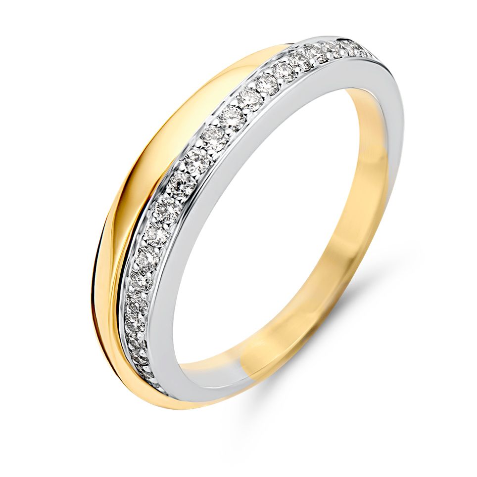 Anillo bicolor de oro blanco y amarillo con diamantes en banda de oro blanco – 0.25 quilates.