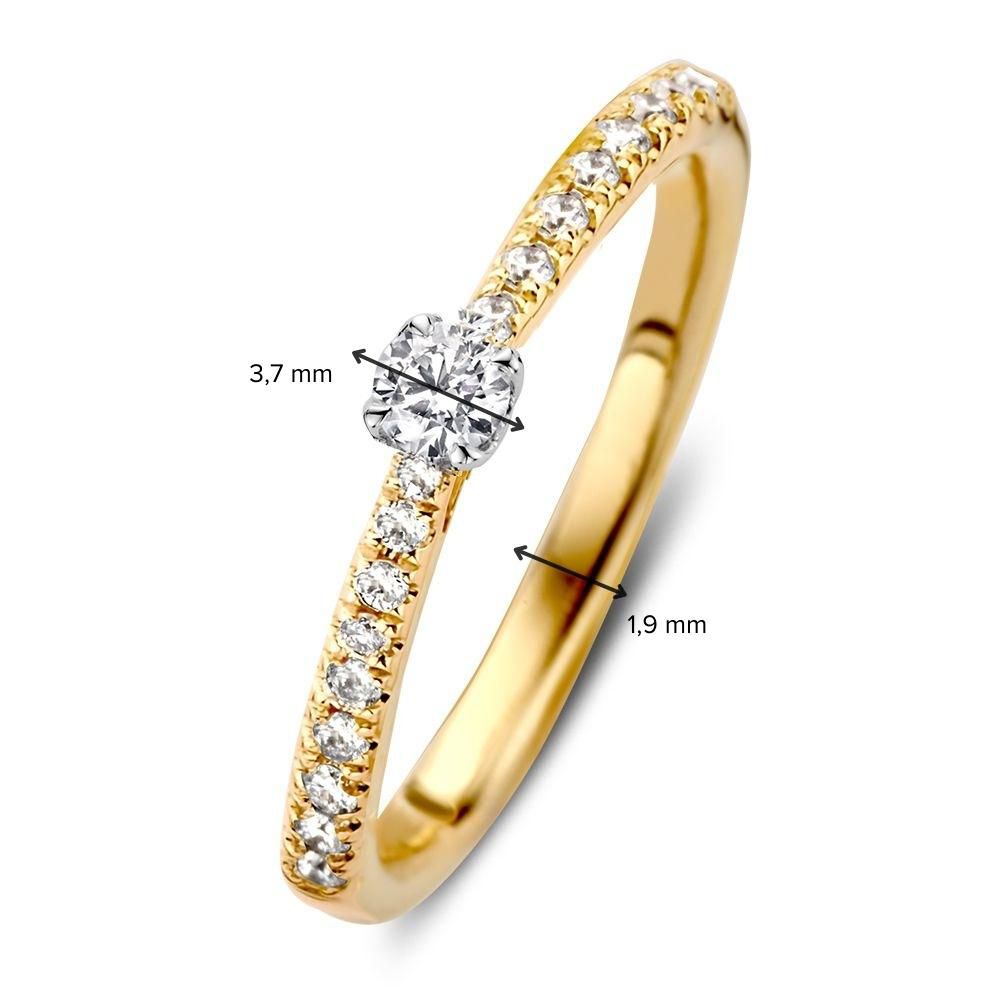 Elegante Anillo de Solitario en Oro Blanco con Diamantes – 0.25 Carat