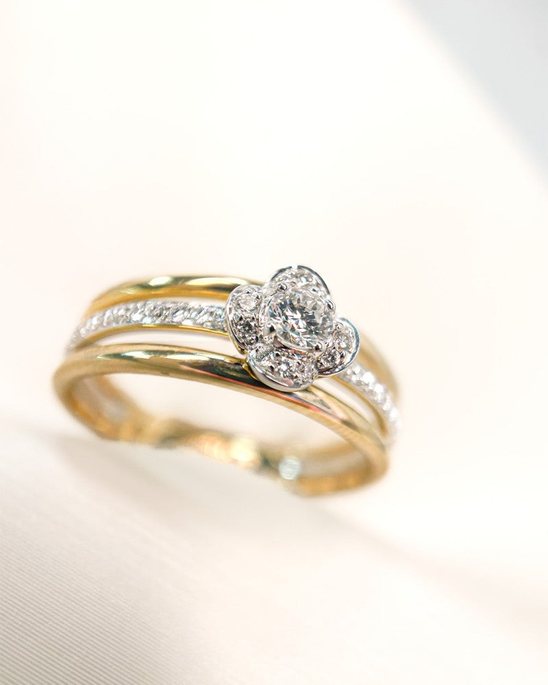 Anillo de mujer bicolor en oro amarillo y oro blanco con engaste de diamantes - 0,28 ct de diamantes, 14 quilates