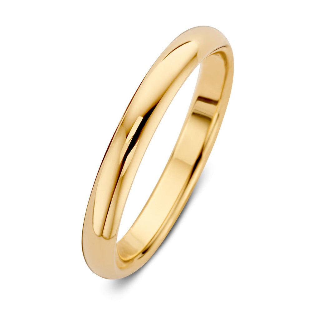 Anillo de oro amarillo de 3 mm, con un acabado pulido y forma sencilla.