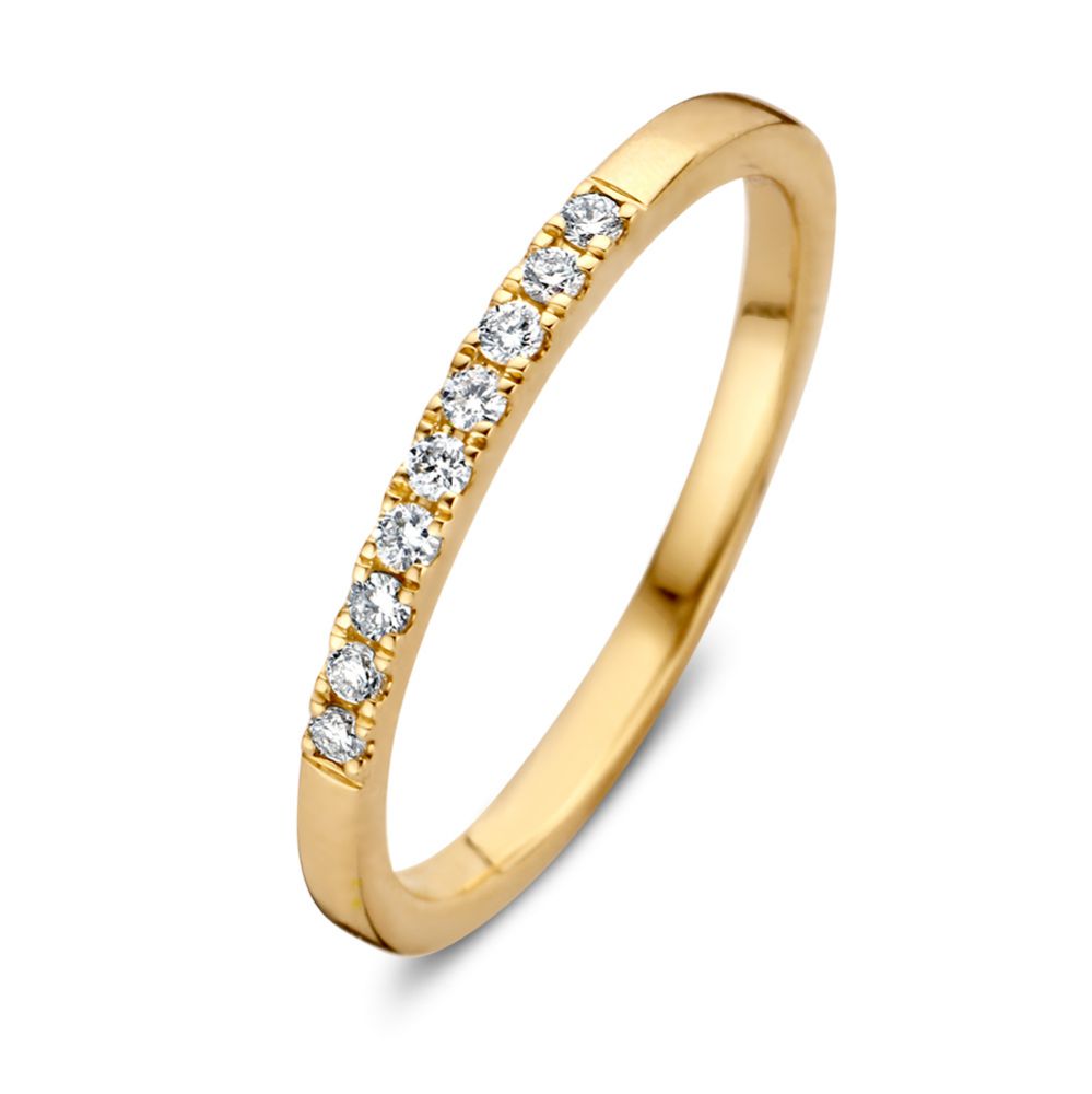 Pendientes de oro amarillo de 14 quilates con diamantes en corte brillante, total de 0.12 quilates.