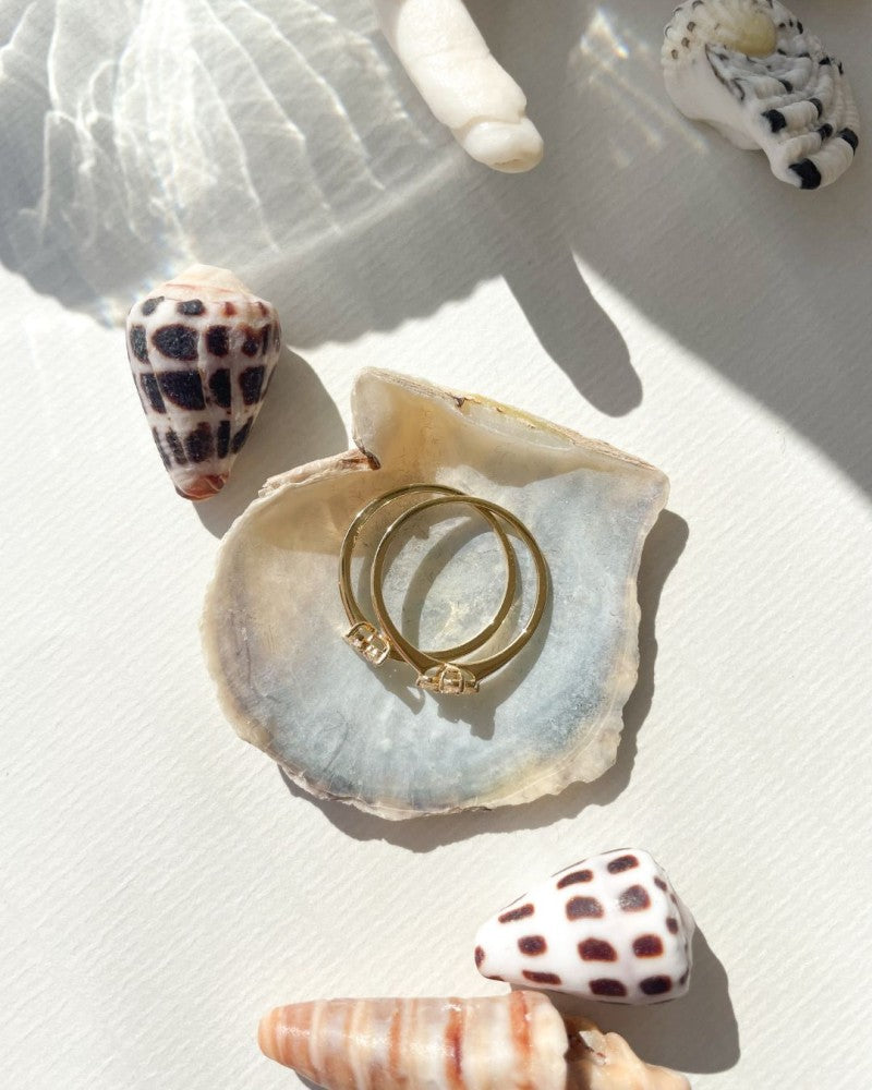 Anillo de flor de oro amarillo elegante con diamante de 0.15ct