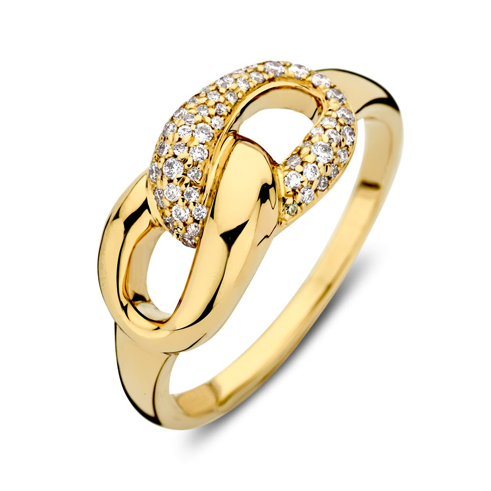 Anillo de oro amarillo con eslabones entrelazados y diamantes.