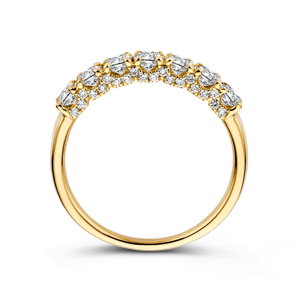 Anillo de oro atemporal con diamantes – Elegancia en oro amarillo 1.12 crt.