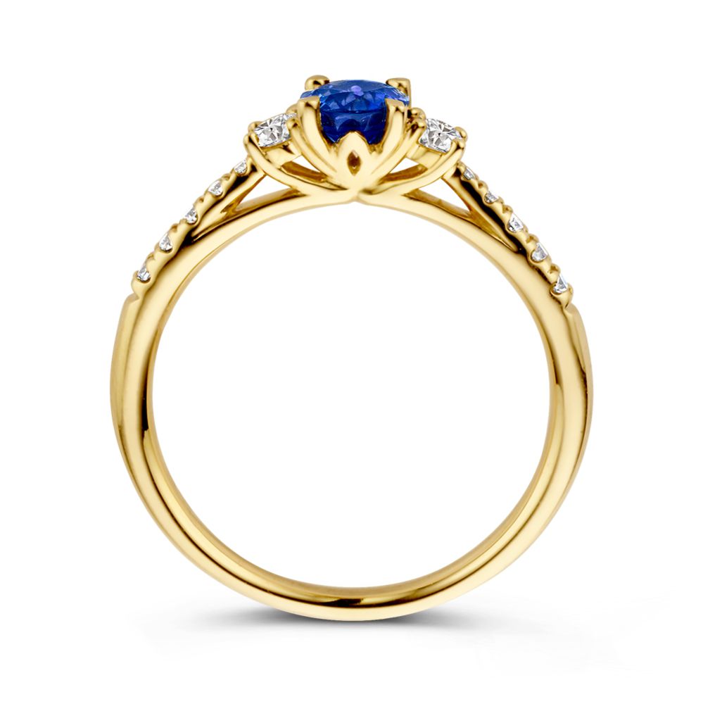 Elegante Anillo de Oro Amarillo con Hermosa Zafiro y Diamantes