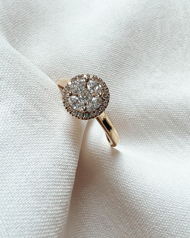 Anillo de oro amarillo con diamantes - 0,52 quilates - formas de talla brillante y marquesa