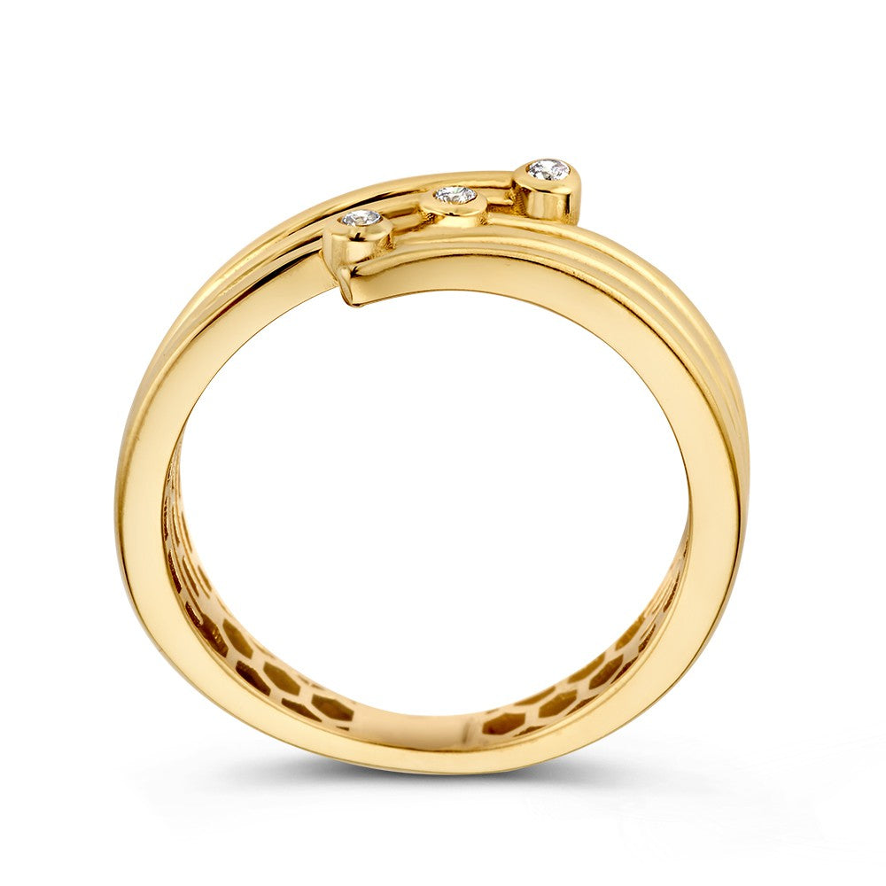 Elegante Anillo de Oro Amarillo con Circonitas – Un Look Moderno y Juguetón