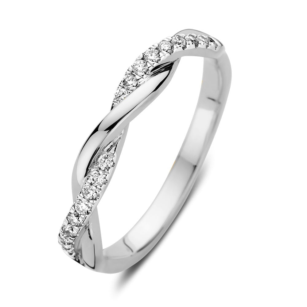 Anillo de oro blanco con diseño entrelazado y diamantes de 0,15 quilates.