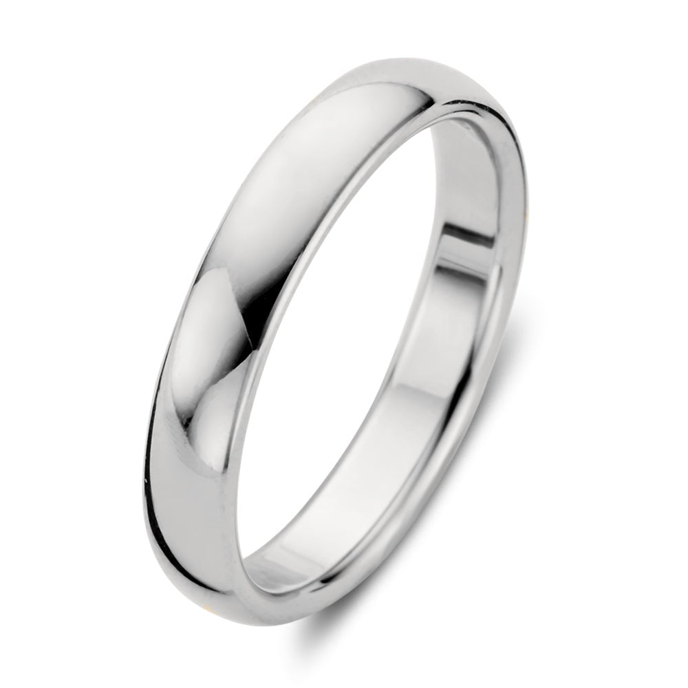 Anillo de oro blanco de 4 mm, con un acabado pulido y forma suave.