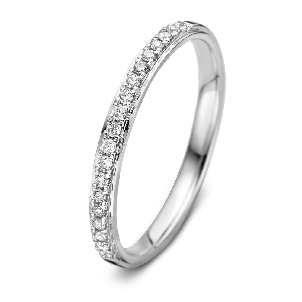 Anillo de oro blanco de 14 quilates con diamantes de 0,14 quilates en engaste chatón.