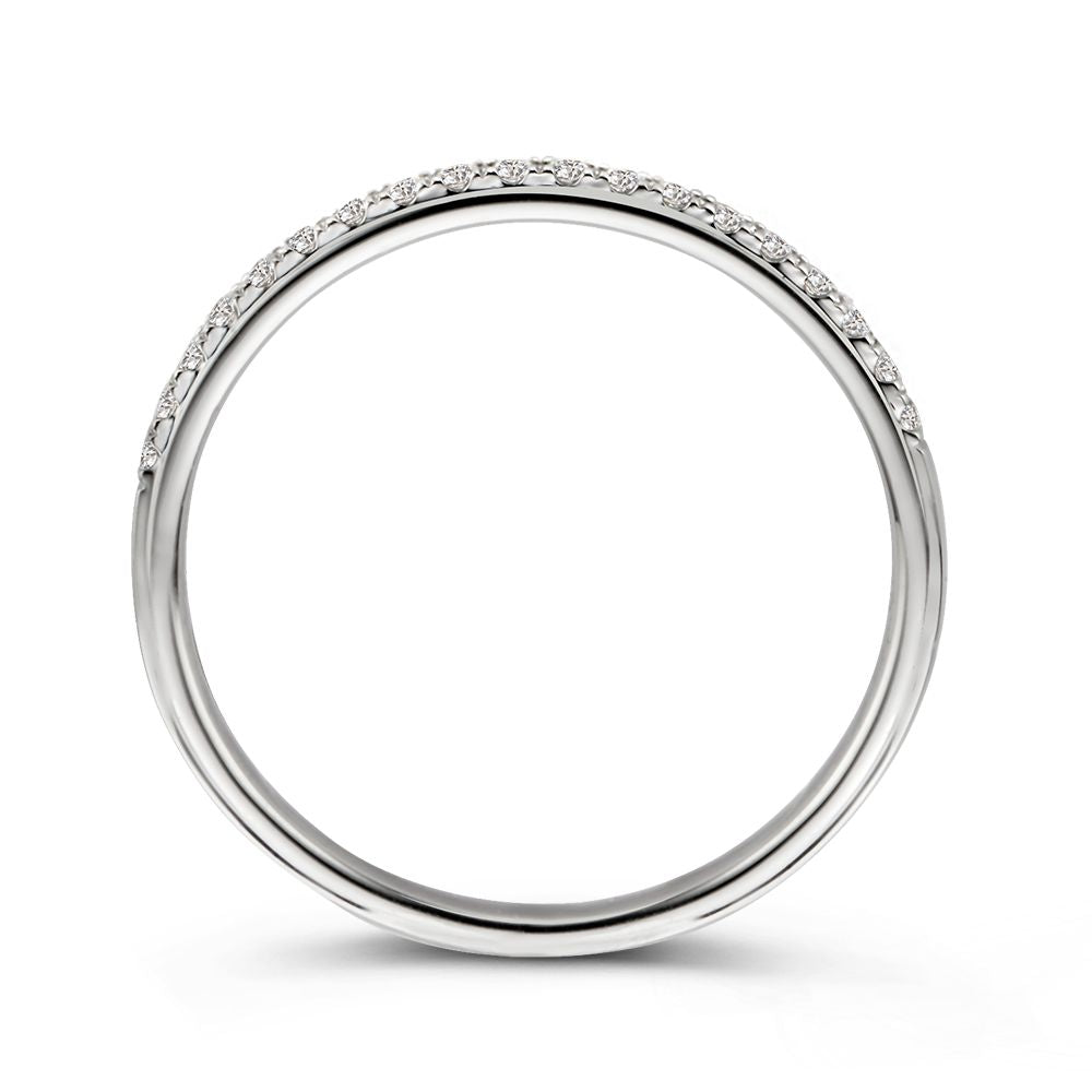 Anillo de oro blanco de 14 quilates con 0,14 quilates de brillante en engaste de chatón