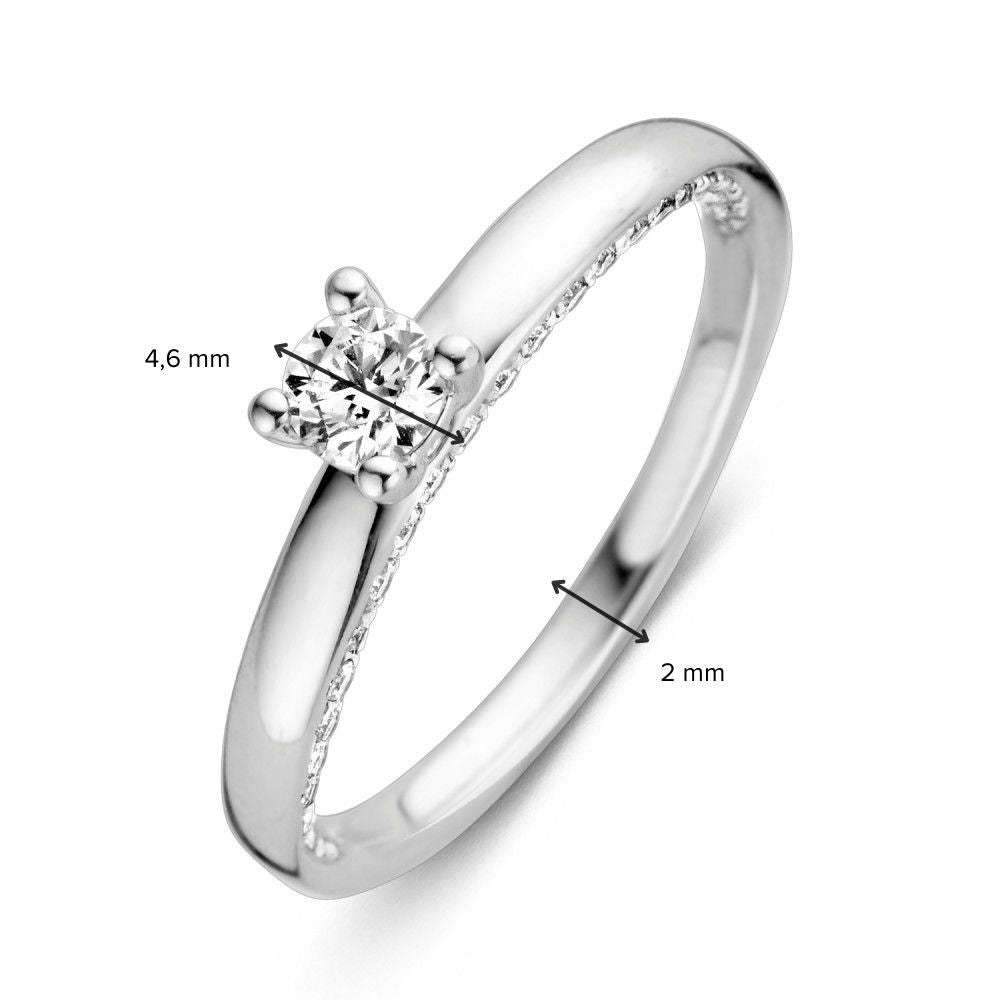 Anillo oro blanco brillante 0.44 crt.