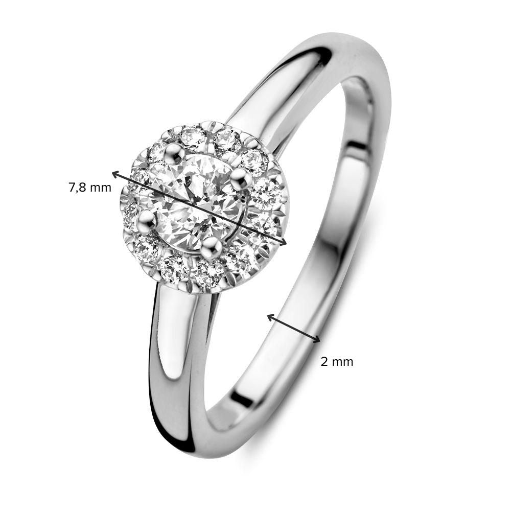 Anillo de oro blanco elegante con diamante central de 0.40 quilates
